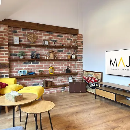 Apartment Maja Premium Loft In Historical Center